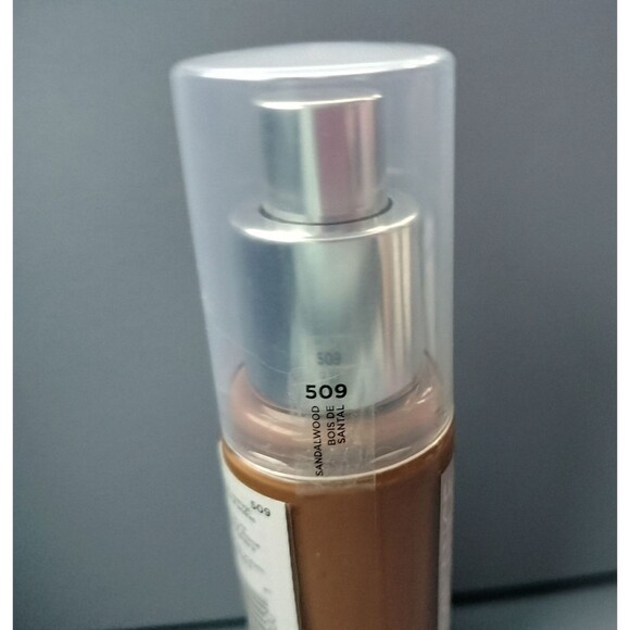 Revlon Illuminance Skin Caring Foundation 509 Sandlewood  Makeup Medium Coverage - Picture 4 of 14